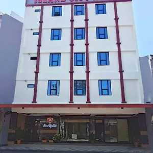 Hotel Capital O 90897 Island George Town