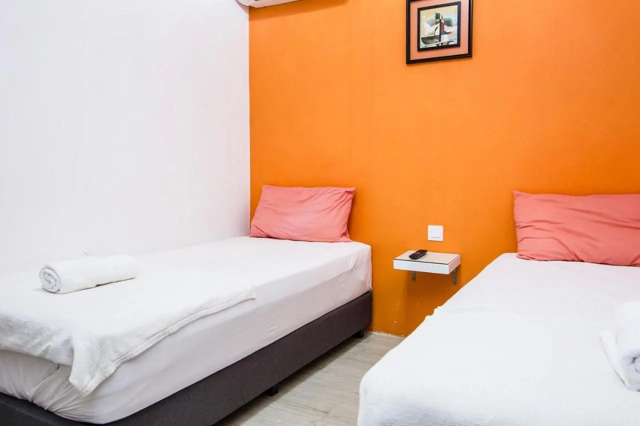 Nice Inn George Town Vandrerhjem